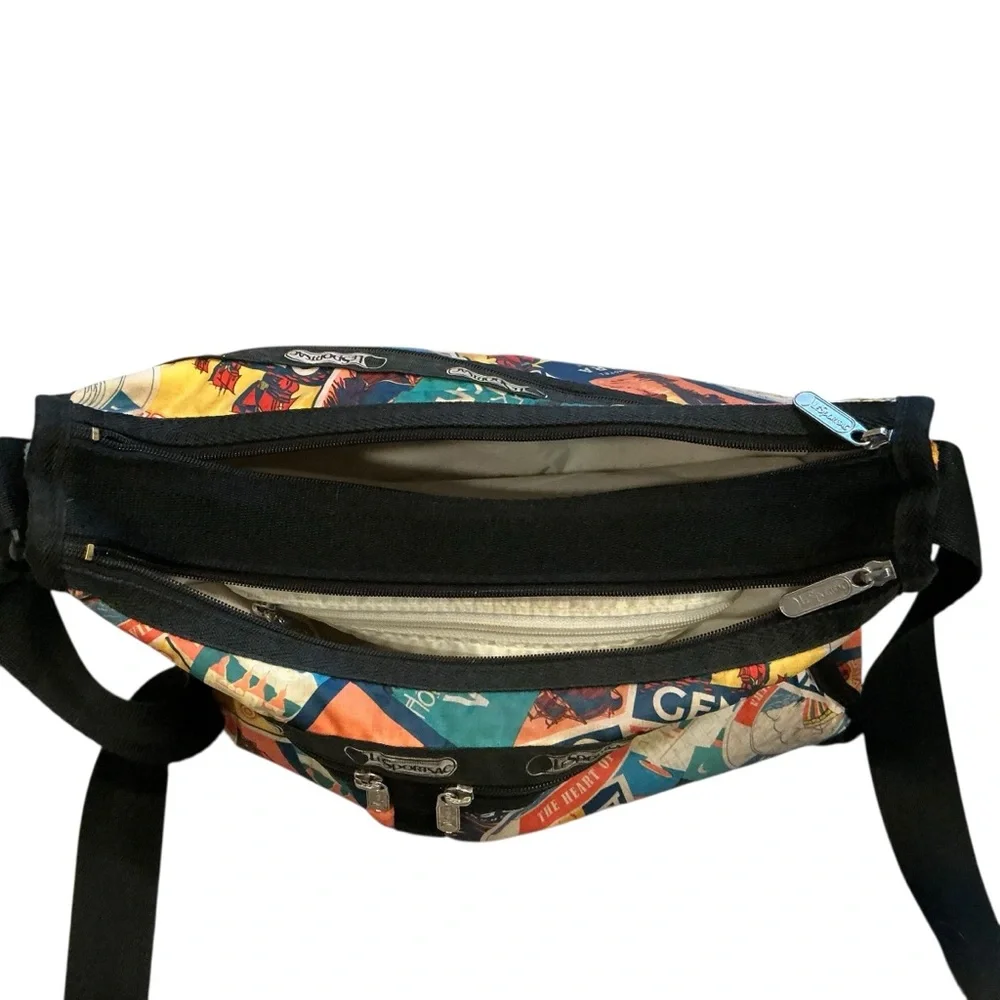 Vintage LeSportsac yacht pattern multicolored shoulder bag